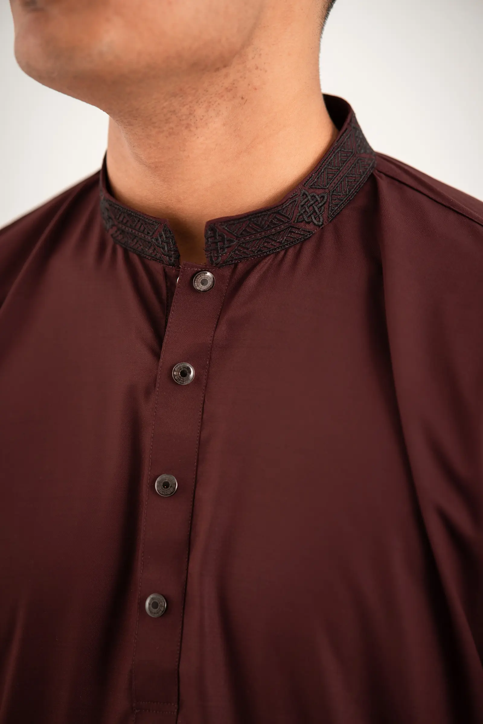 Mavero Premium Maroon